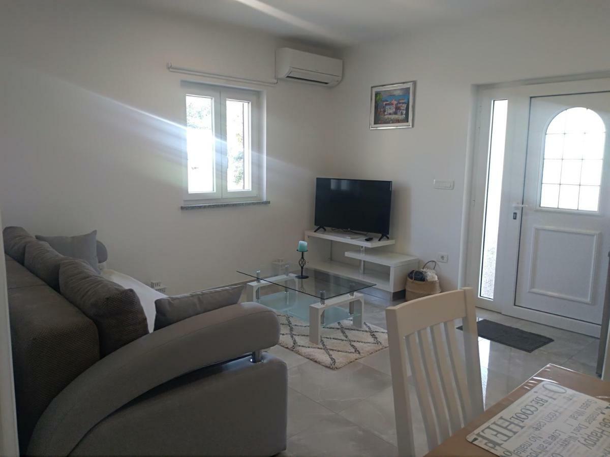 Apartment Ivana Novigrad Istria Buitenkant foto